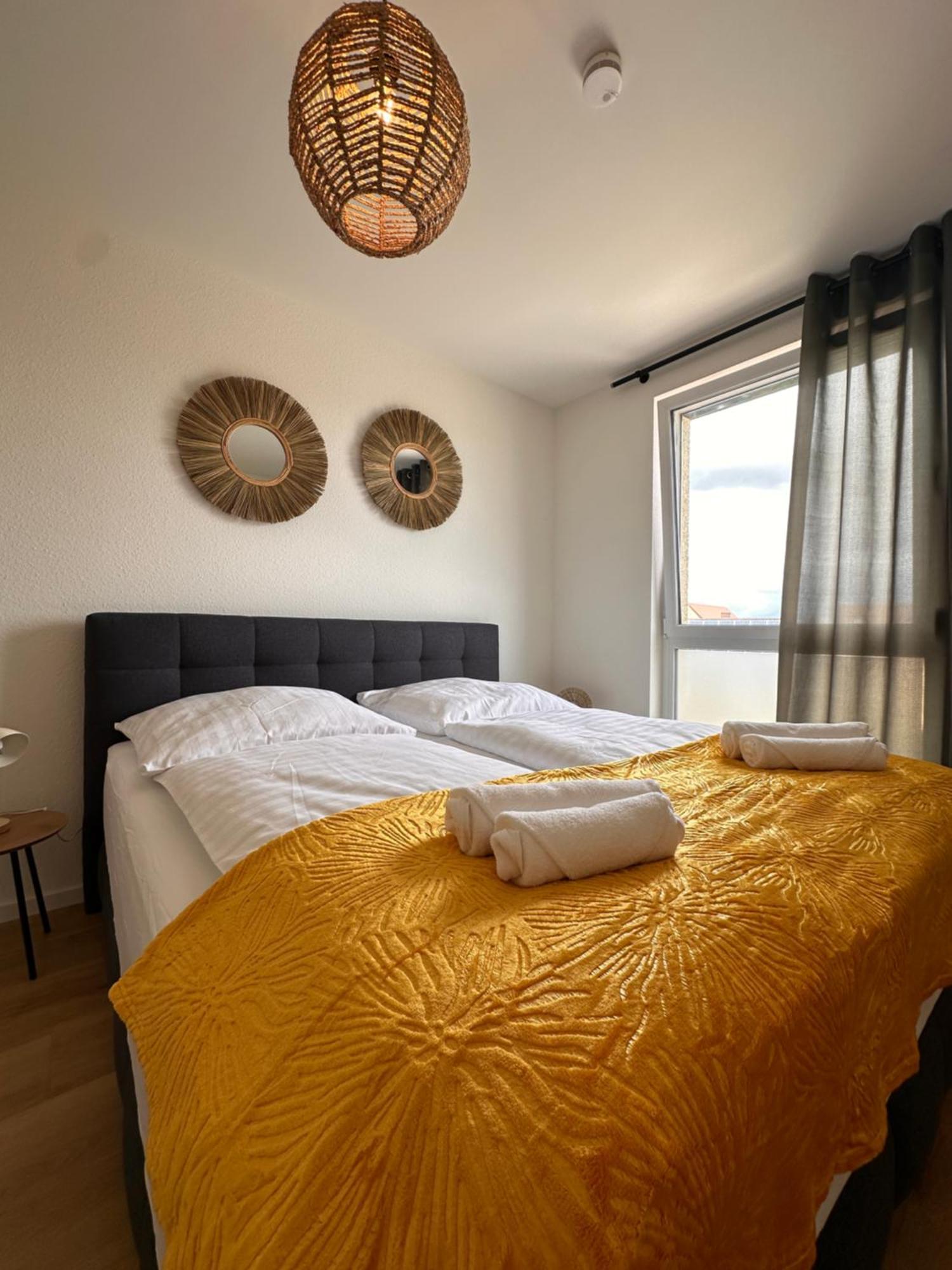 Amao-Sepia I 86Qm I King-Size Beds I Netflix I Privat Balcony I Free Parking I Near Europapark Apartment Rheinhausen Luaran gambar