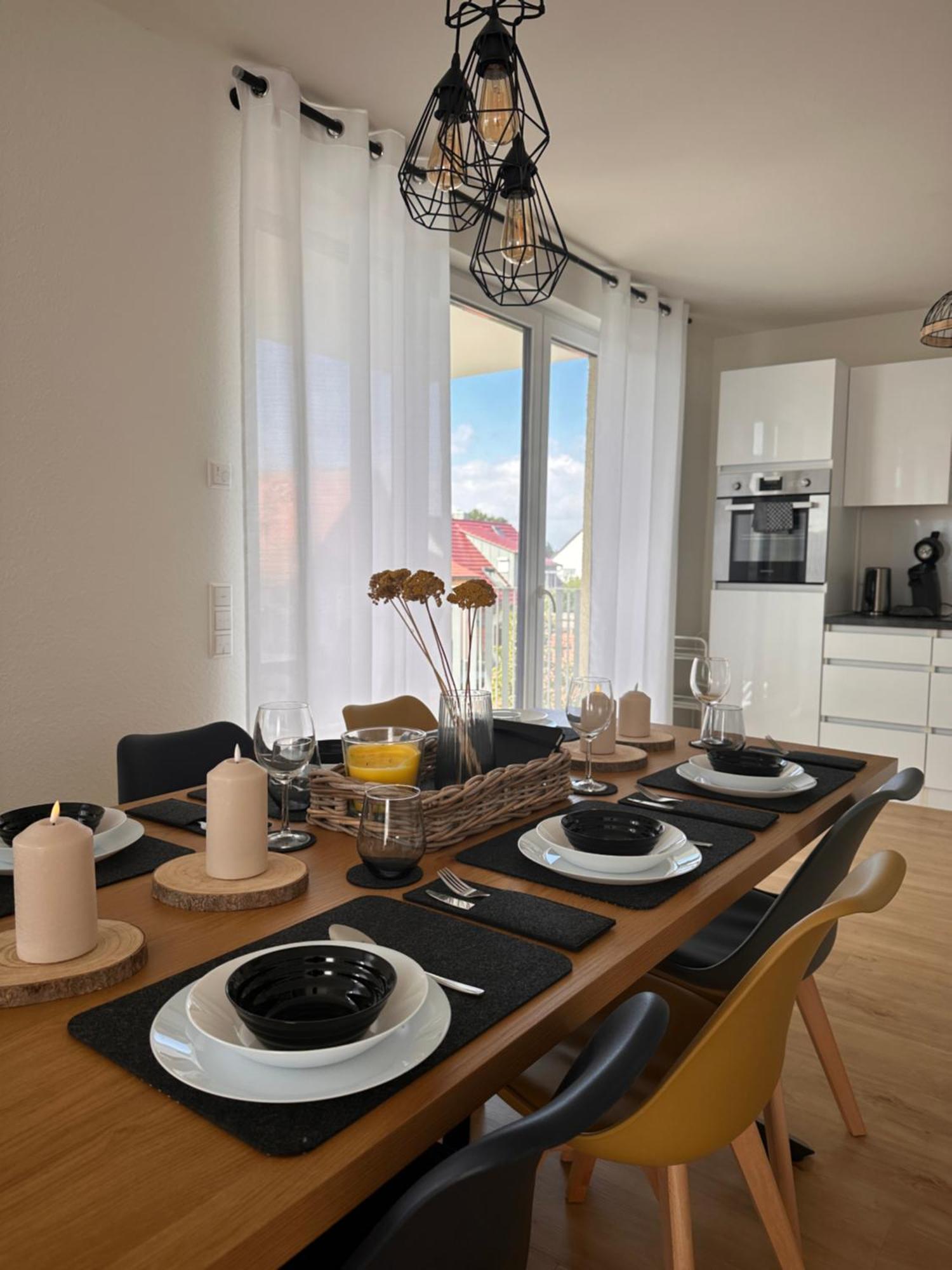 Amao-Sepia I 86Qm I King-Size Beds I Netflix I Privat Balcony I Free Parking I Near Europapark Apartment Rheinhausen Luaran gambar